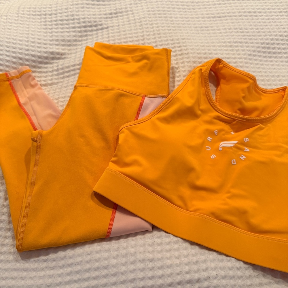[Fabletics] athletic set - Picture 6 of 14